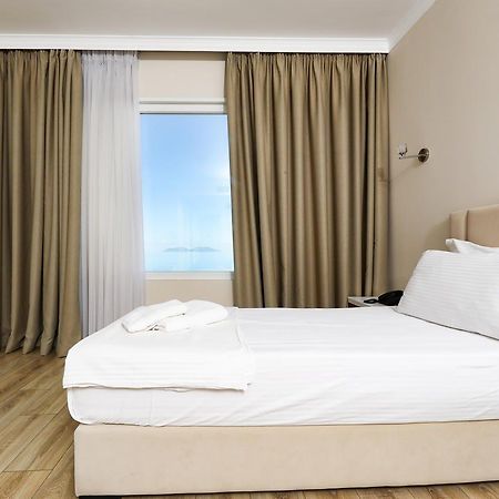 Adea Hotel Vlorë Exterior foto