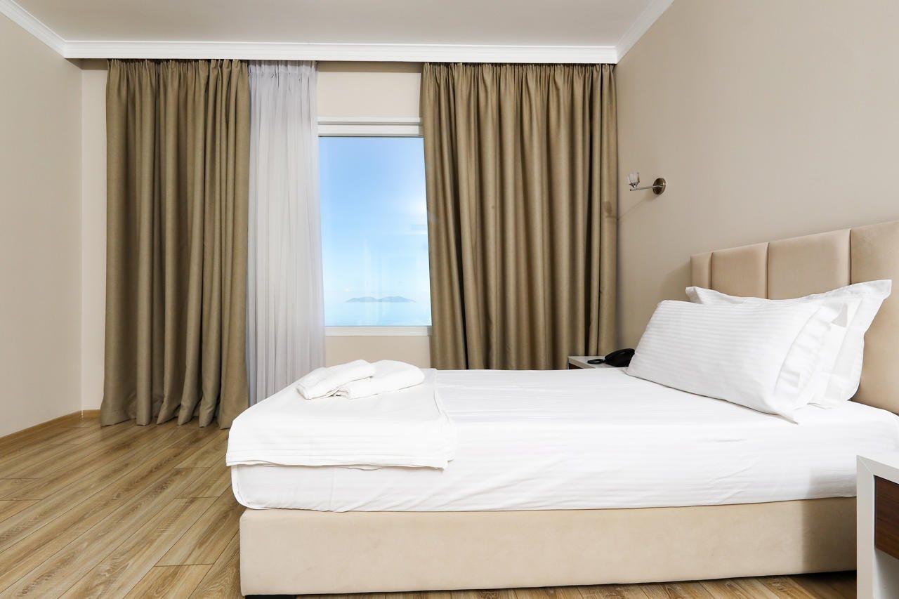 Adea Hotel Vlorë Exterior foto
